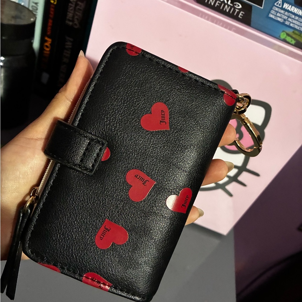 Juicy Couture Wallet - Picture 2 of 6